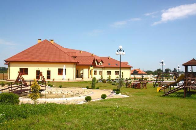 Hotel Wasik Krogulcza 외부 사진